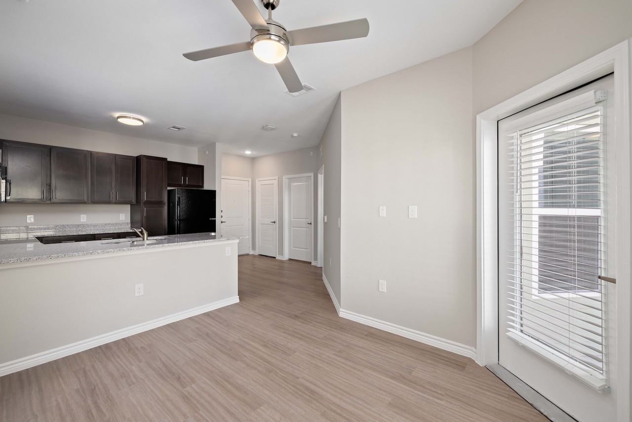 Henderson on Reinli - Photo 5 of 42