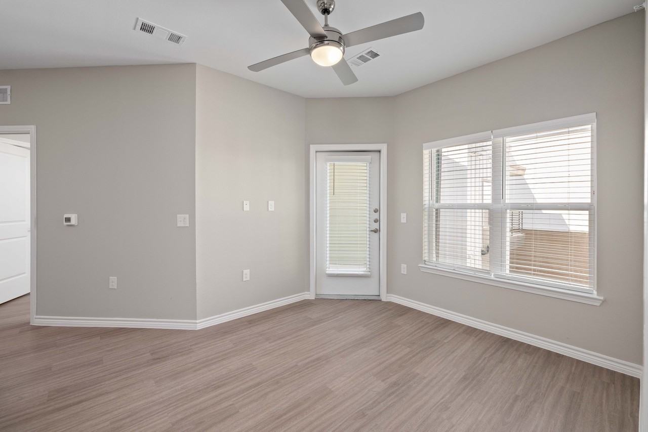 Henderson on Reinli - Photo 6 of 42