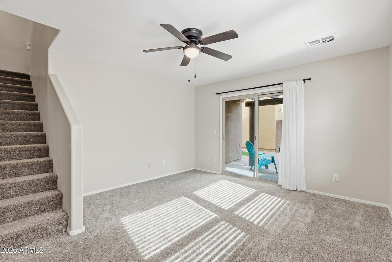 1853 S Balboa Dr - Photo 4 of 32