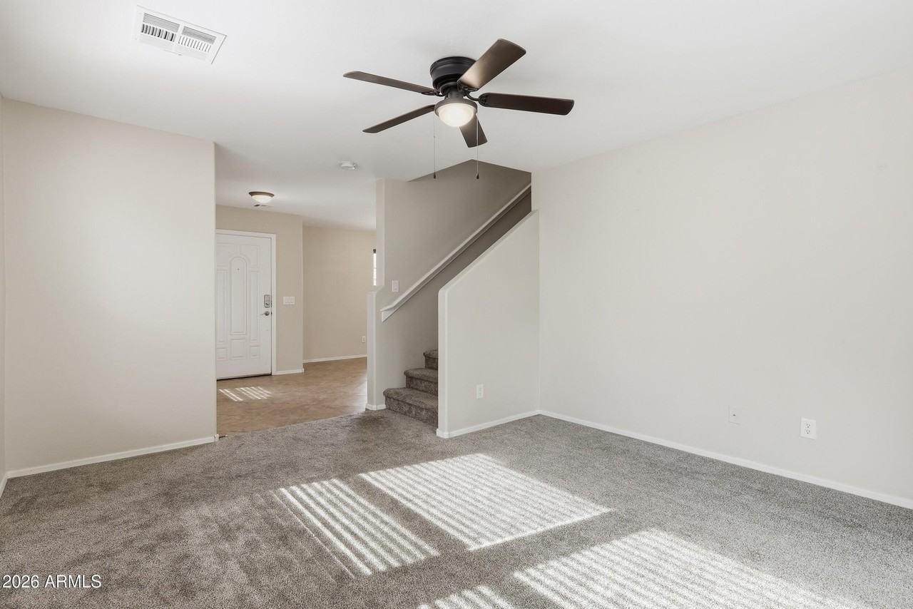 1853 S Balboa Dr - Photo 5 of 32