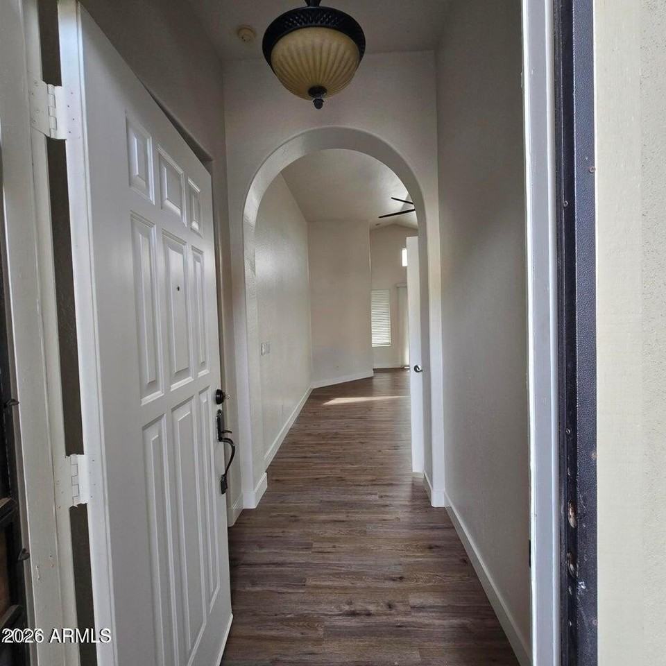 11606 W Grapefruit Ct - Photo 4 of 39