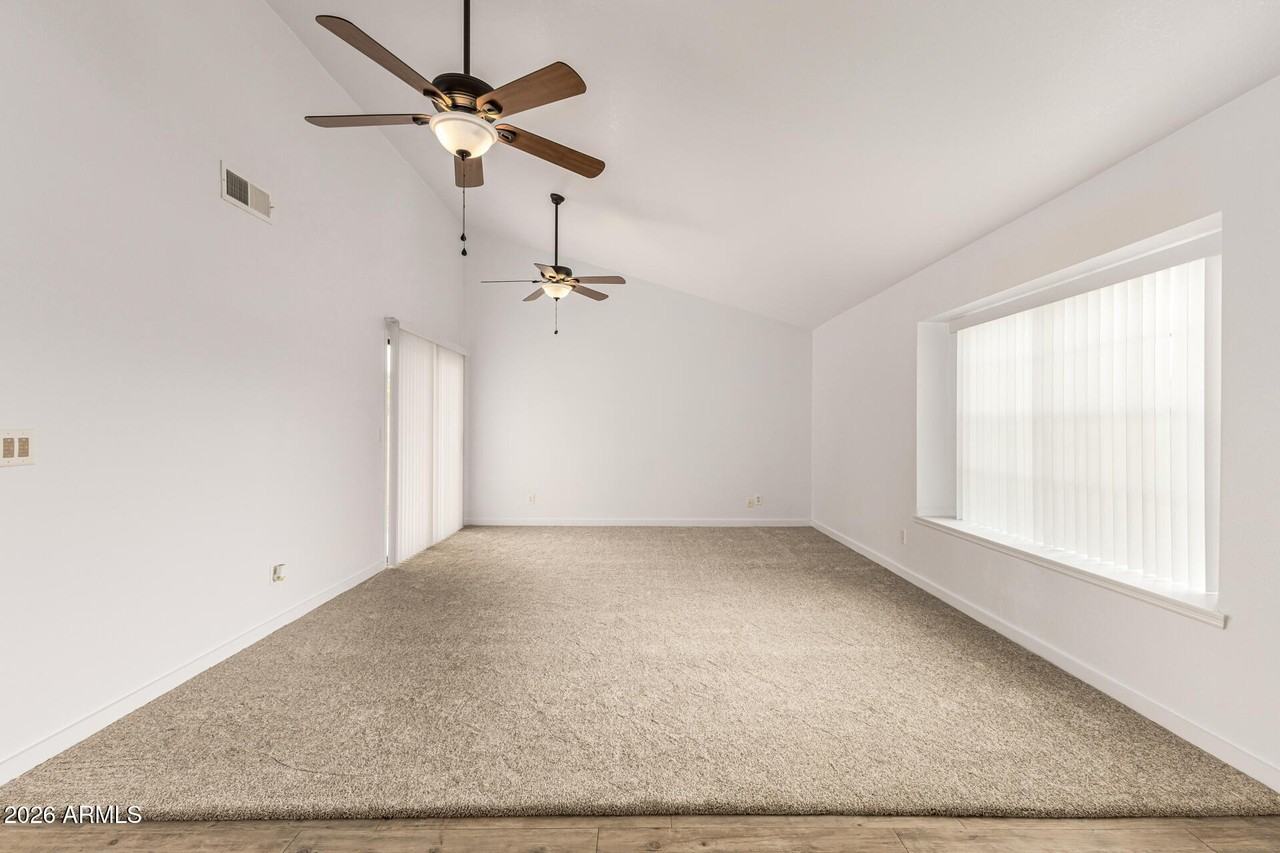 7253 S Alder Dr - Photo 5 of 33