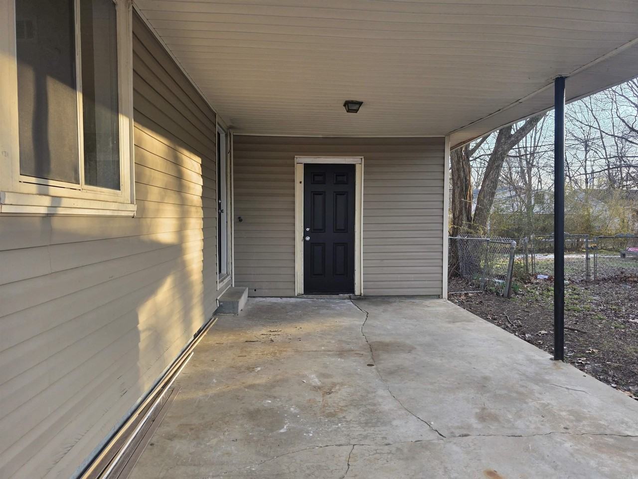 109 Farmere Cir - Photo 5 of 26