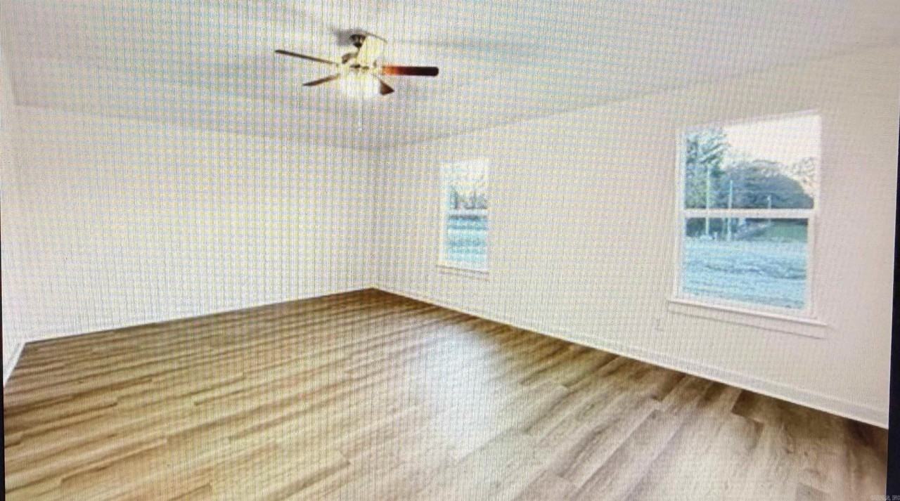 6420 Newark Dr - Photo 6 of 6