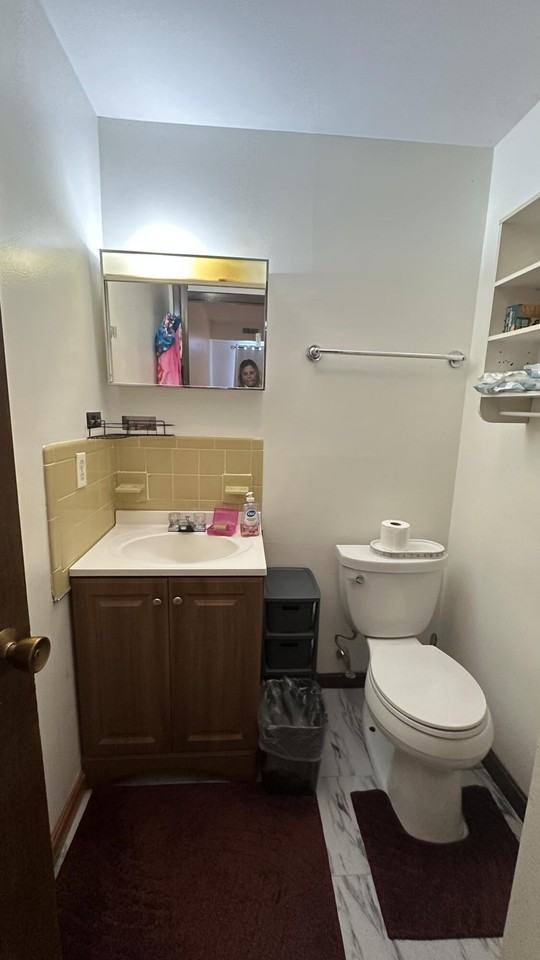 15 Oak Neck Rd Apt 34 #34 - Photo 4 of 11