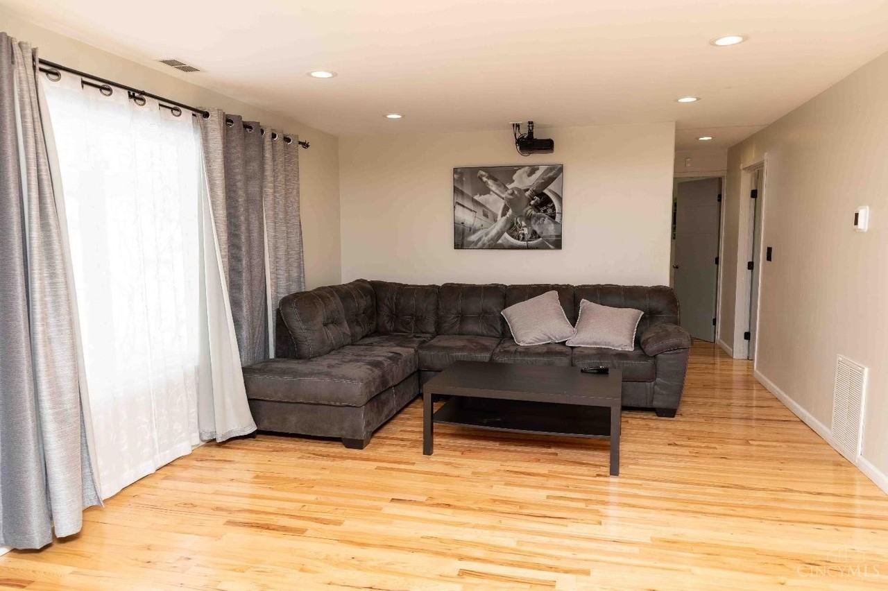 3101 Old State Route 122 - Photo 4 of 23