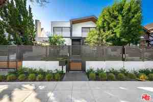 featured image of 213 N Palm Dr