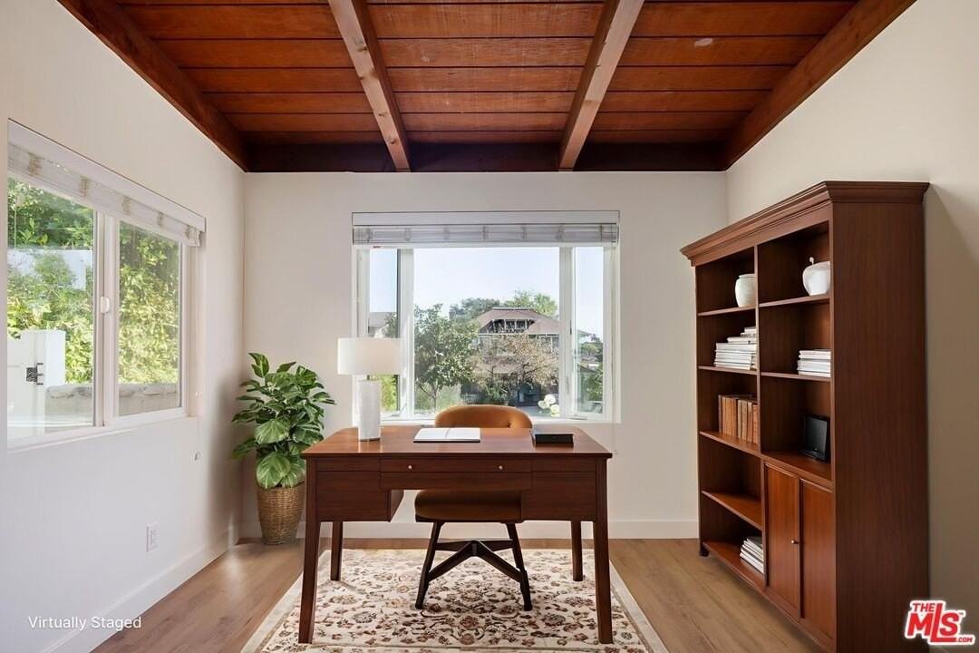 727 N La Fayette Park Pl Apt 4 #4 - Photo 7 of 25