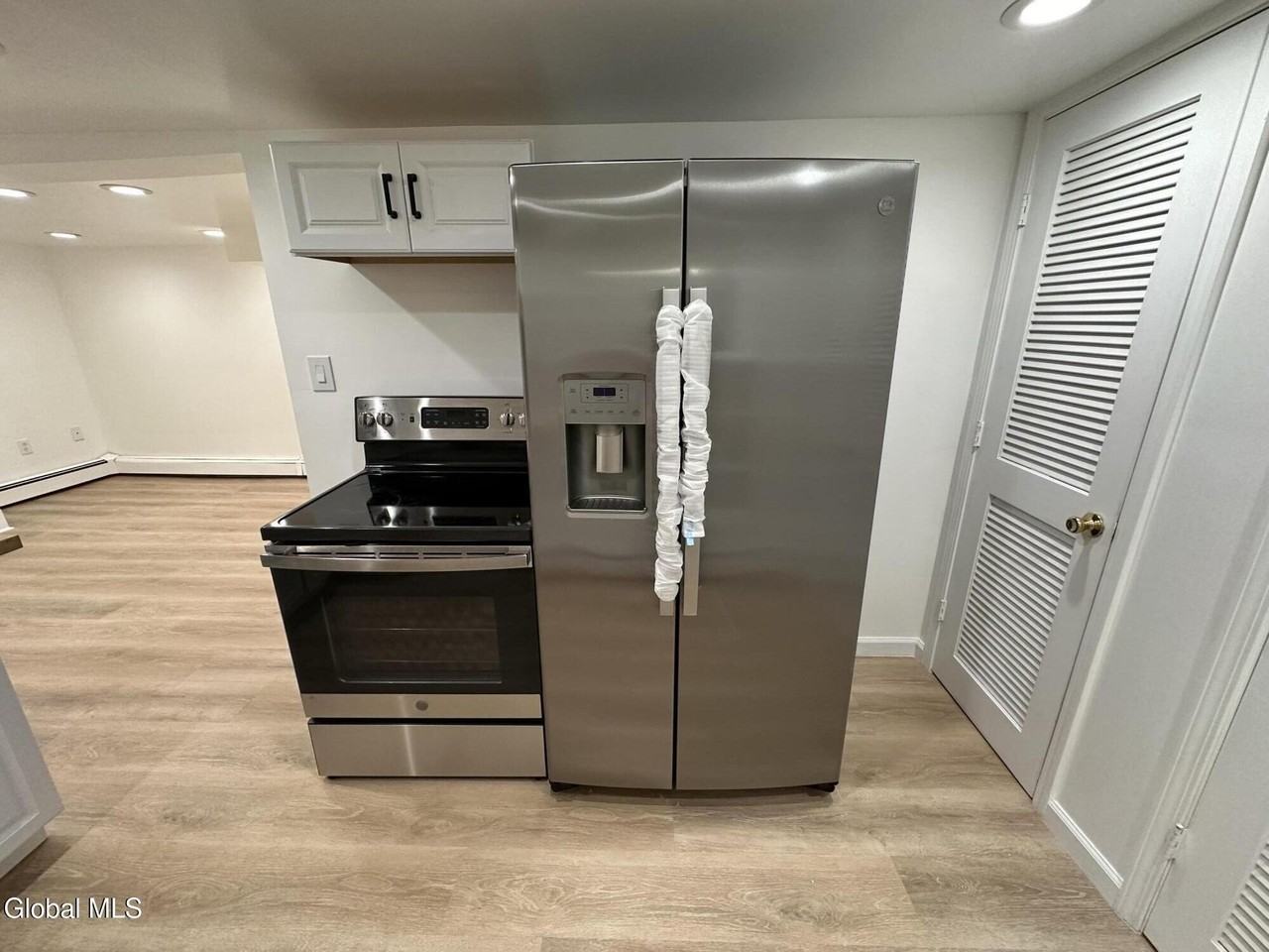 27 Mcelwain Ave - Photo 7 of 22