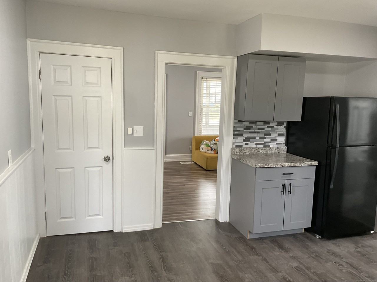 37 Westminster St - Photo 6 of 33