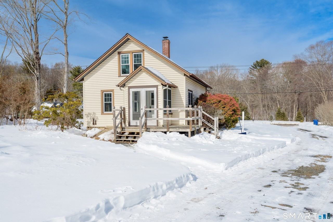 170 Lake Dr - Photo 2 of 19