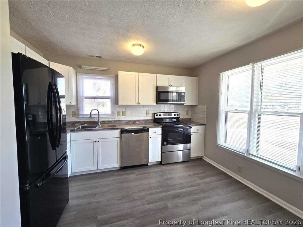 6508 Rannock Ct - Photo 6 of 27