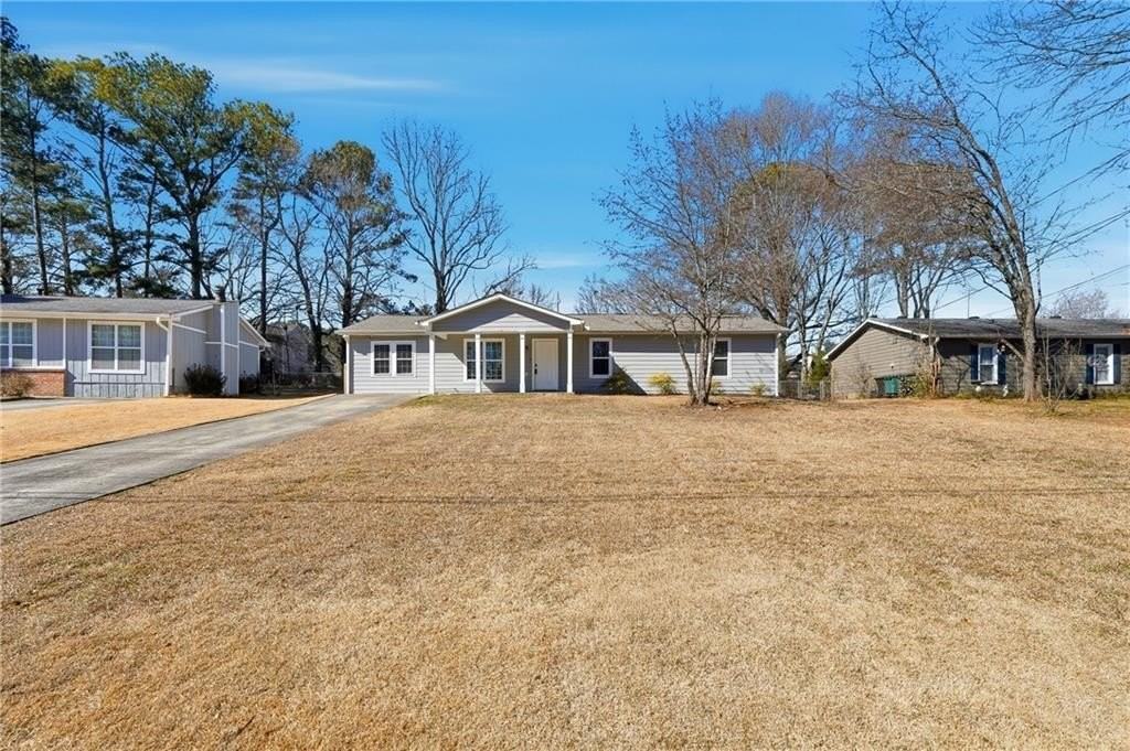 2535 Ridgecrest Dr Nw - Photo 2 of 25