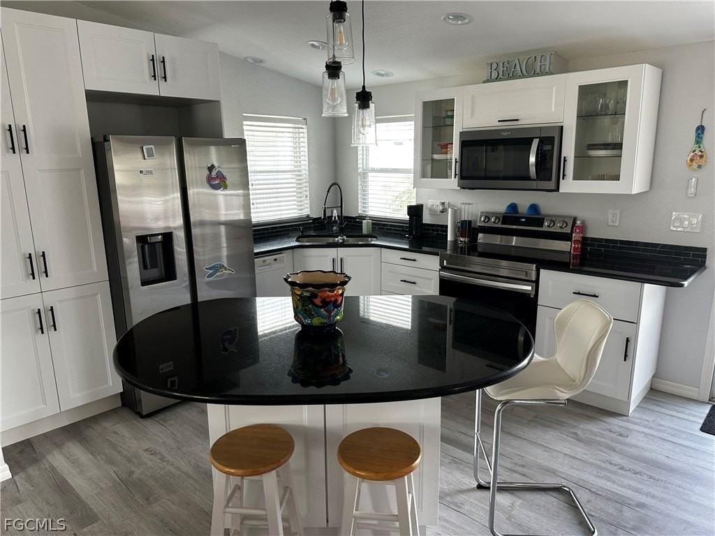 158 Nanaimo Trl - Photo 5 of 16