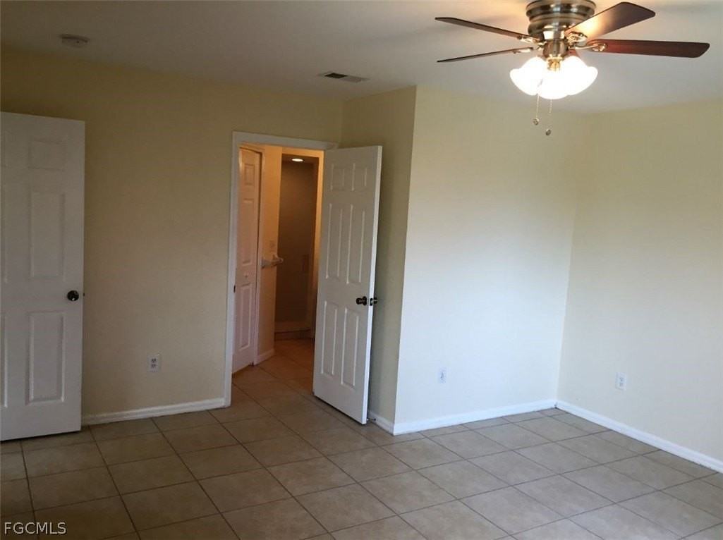 1421 Se 10th Ter - Photo 7 of 12