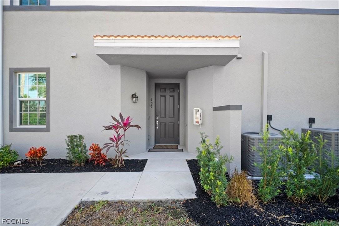 12000 Santaluz Dr Unit 203 #203 - Photo 4 of 36