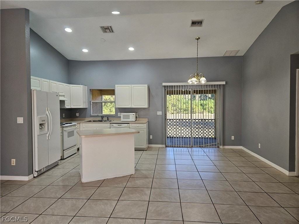 133 Theodore Vail St E - Photo 4 of 13