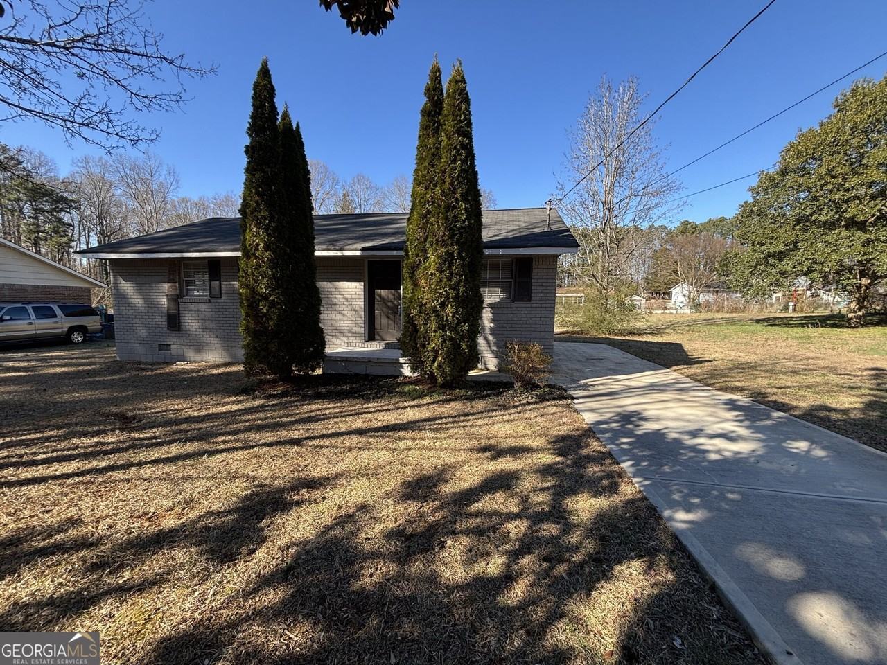 8117 Attleboro Dr - Photo 2 of 16