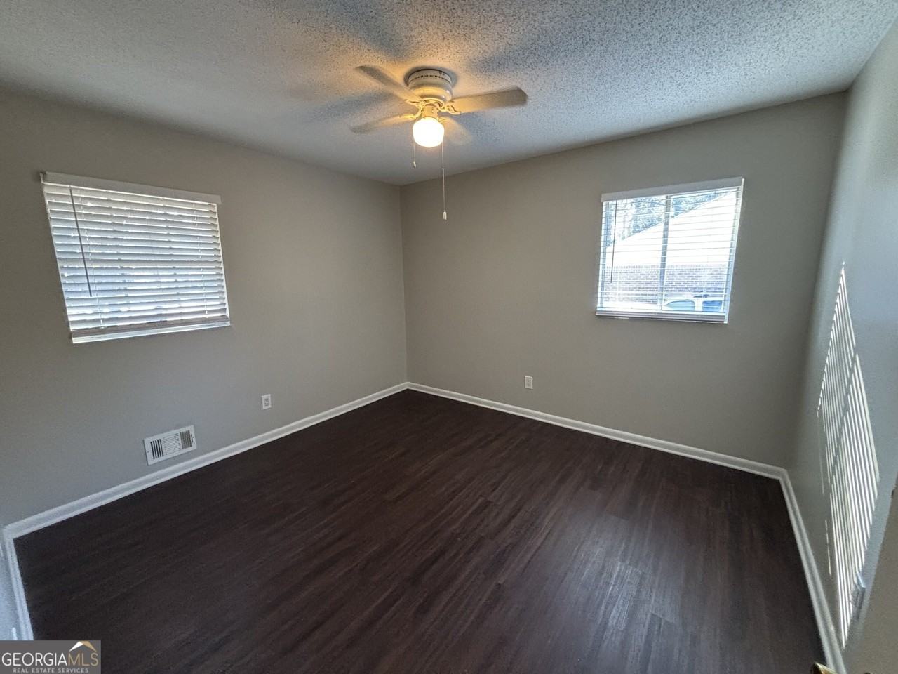 8117 Attleboro Dr - Photo 7 of 16