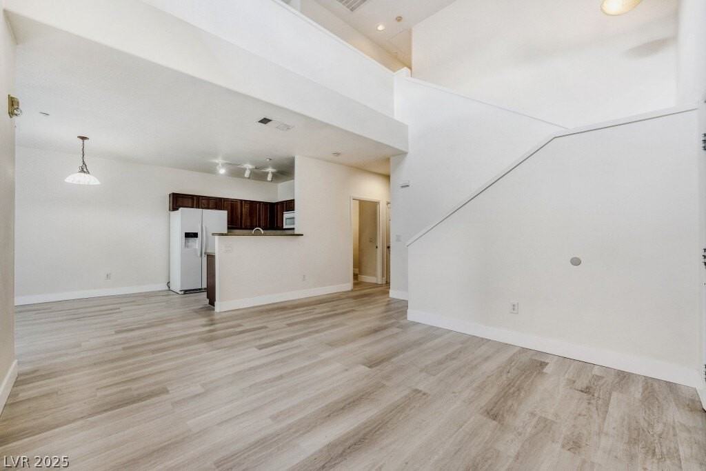 10443 Alpine Edge Ave - Photo 7 of 20