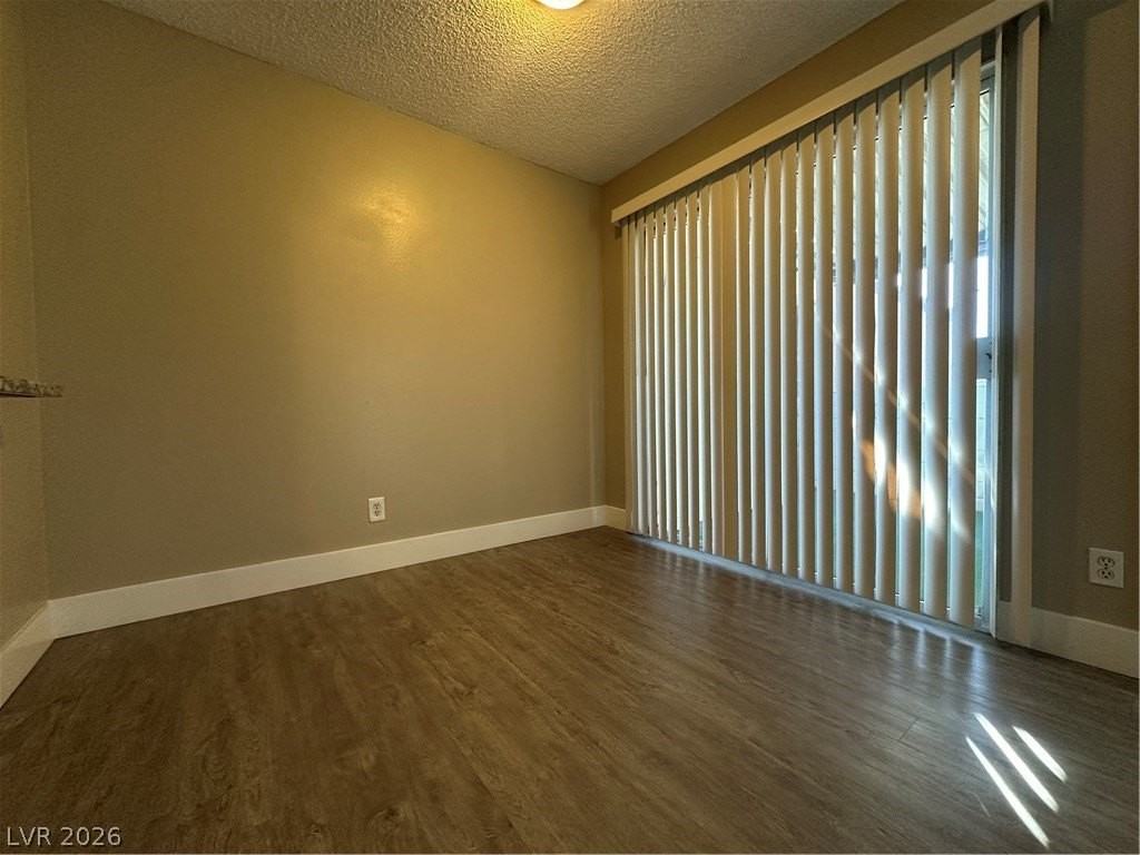 1467 Hialeah Dr #D - Photo 7 of 20