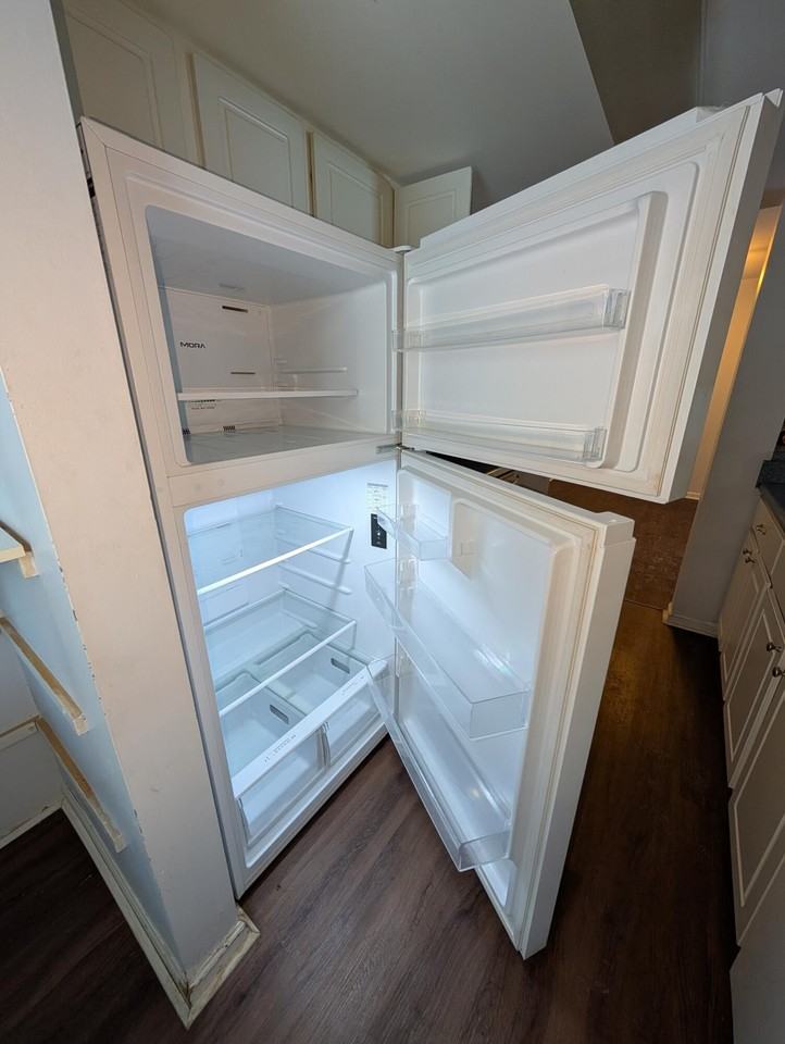 849 Brandon Ave - Photo 3 of 19