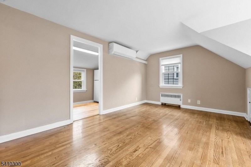 182 Woodland Ave - Photo 3 of 20