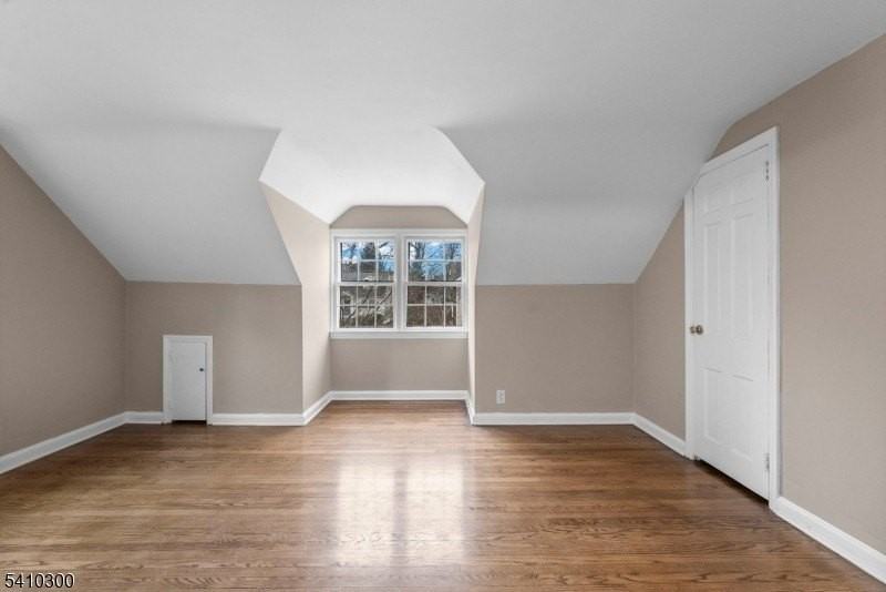 182 Woodland Ave - Photo 7 of 20