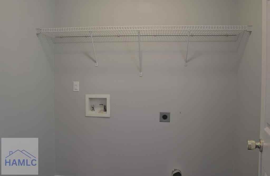 2356 Rowe St - Photo 7 of 15