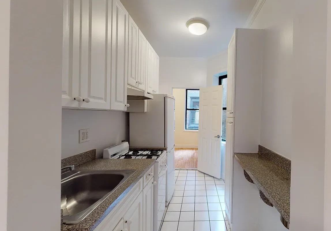 2nd Ave #3C - Photo 5 of 8