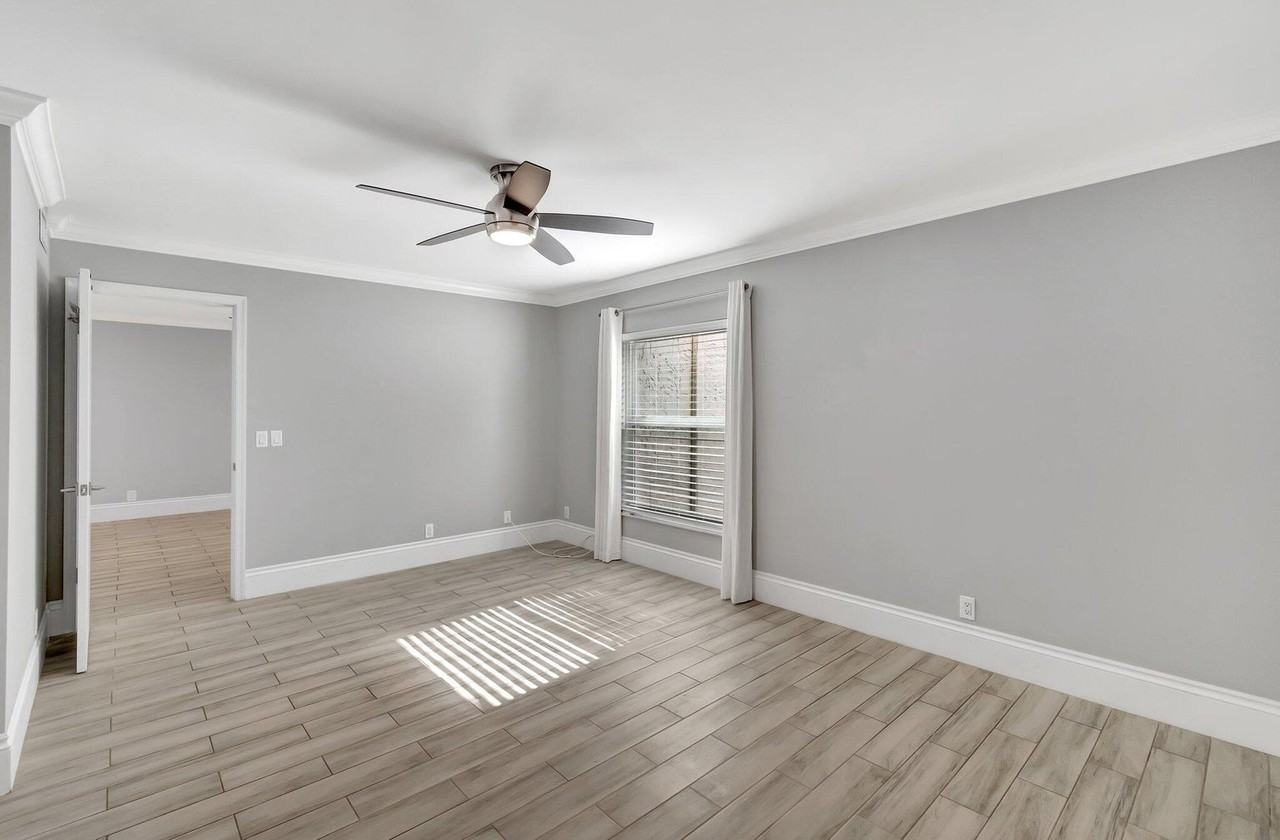 2900 Fiore Way #203 - Photo 7 of 8