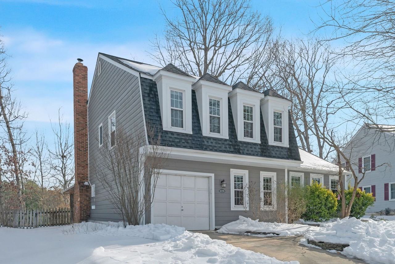 6229 Gentle Ln - Photo 3 of 44