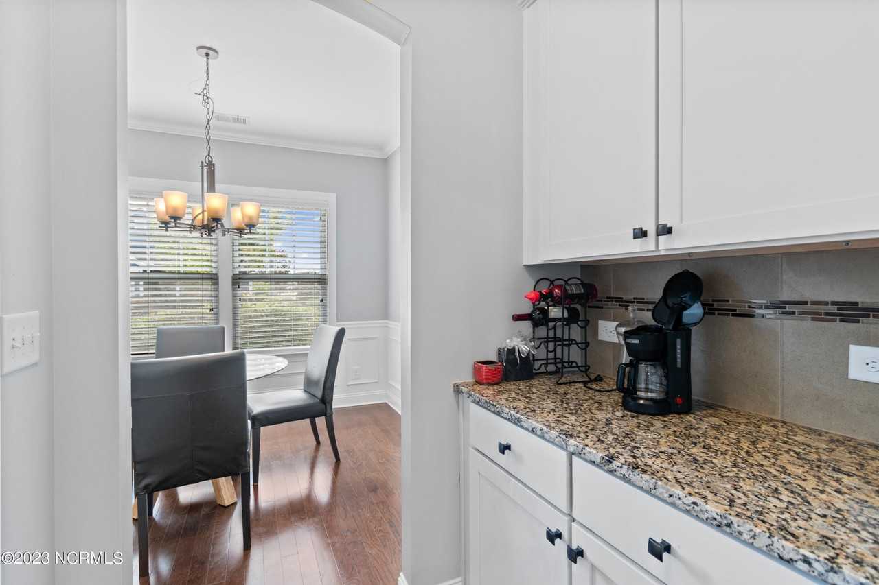 3360 Drift Tide Way - Photo 6 of 30