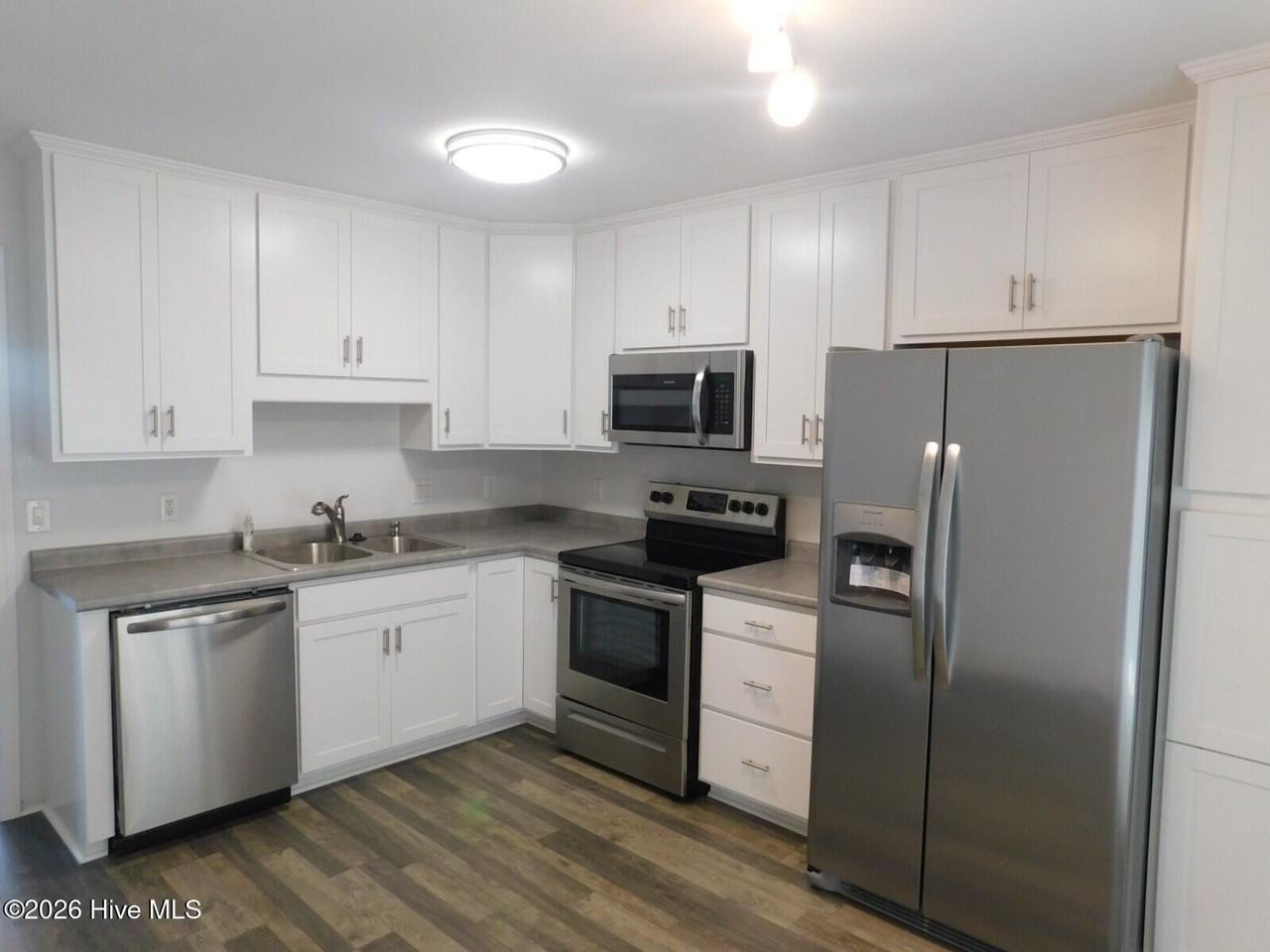 503 Courtyard W - Photo 5 of 15