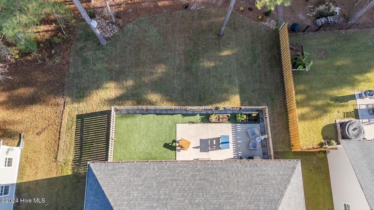 109 Station Yard Rd - Photo 5 of 50