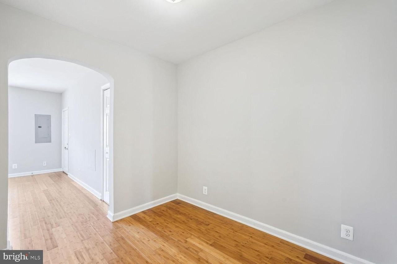 1222 Meigs Pl Ne - Photo 5 of 15