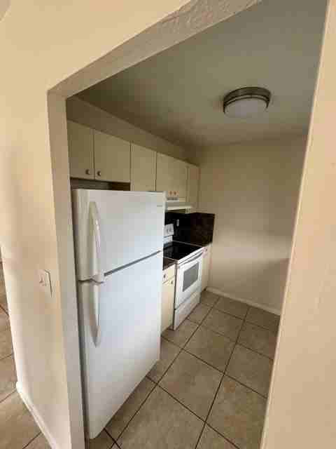 670 Ne 46th Ct #1 - Photo 3 of 8