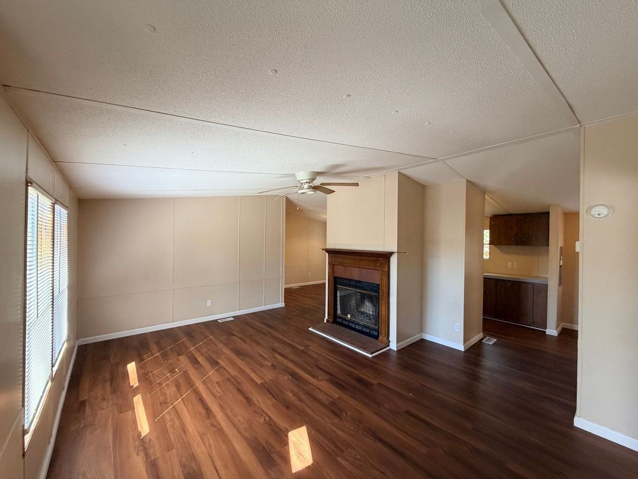 4274 Bent Tree Dr - Photo 4 of 18