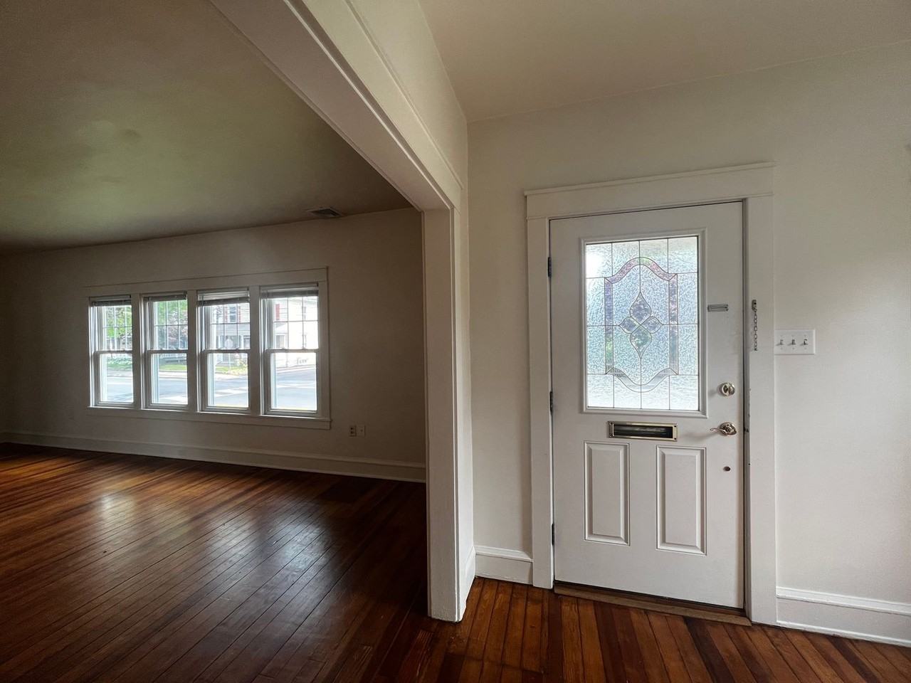 268 Marietta Ave - Photo 2 of 38