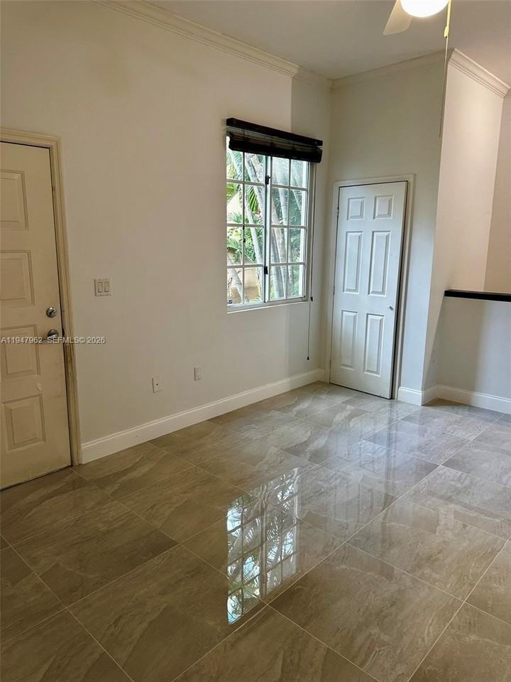 2941 Ne 185th St #1312 - Photo 5 of 50