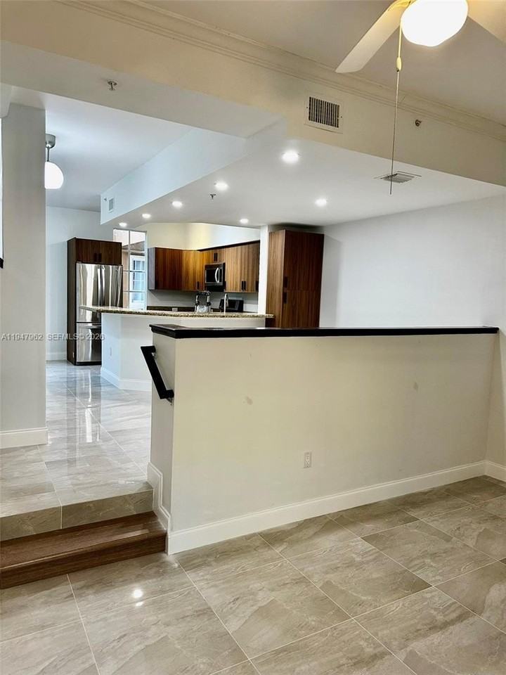 2941 Ne 185th St #1312 - Photo 6 of 50