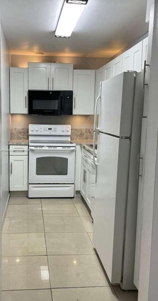 4803 Nw 7th St #308-14 - Photo 7 of 24