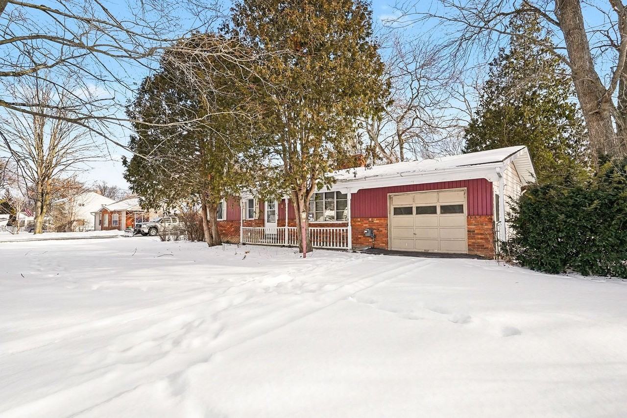 3220 Lynne Ave - Photo 2 of 13