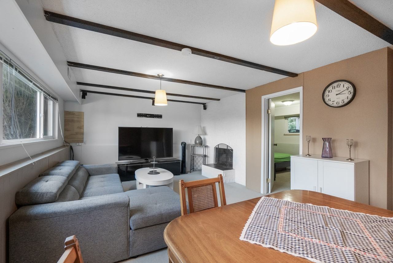 2528 Belloc Street - Photo 4 of 13