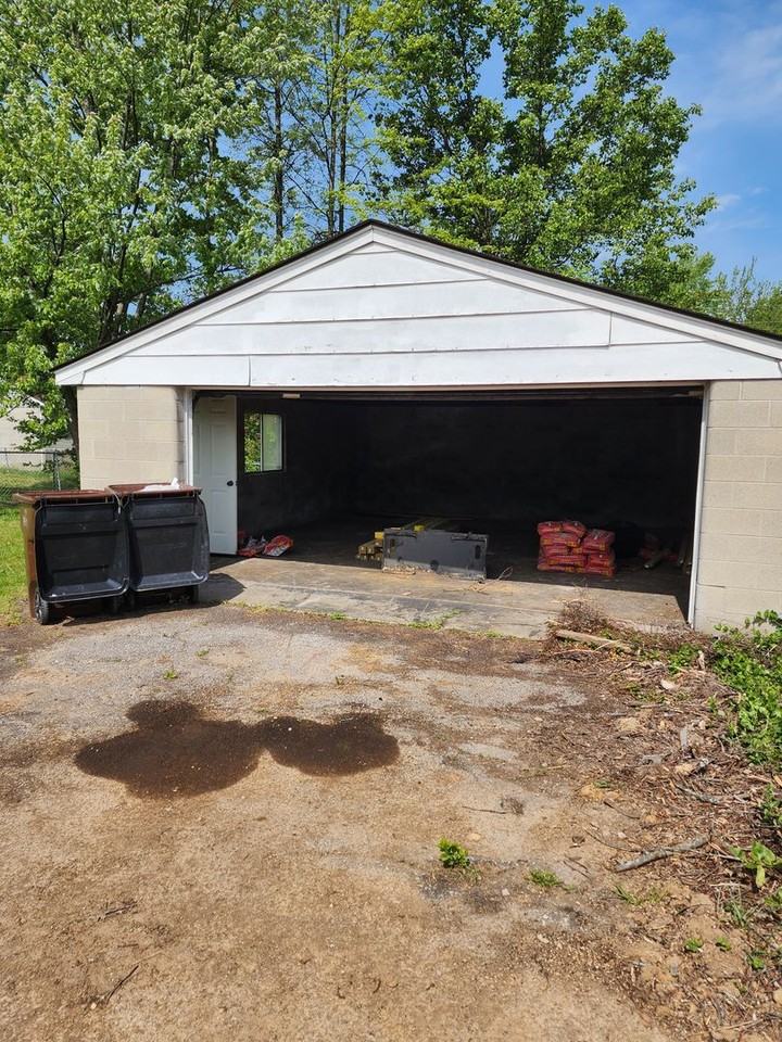 5502 Riata Dr - Photo 2 of 11