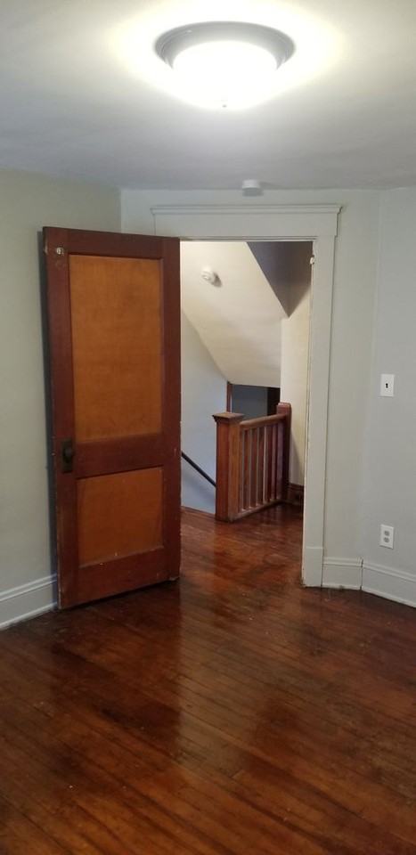 3335 W 95th St - Photo 2 of 27