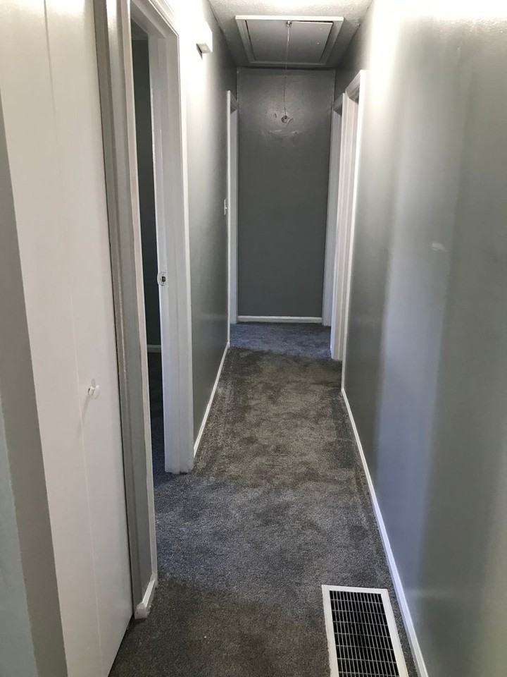 1351 Stephen Foster Dr - Photo 4 of 9