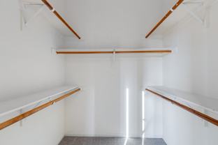 5622 W Gary Dr - Photo 1 of 1