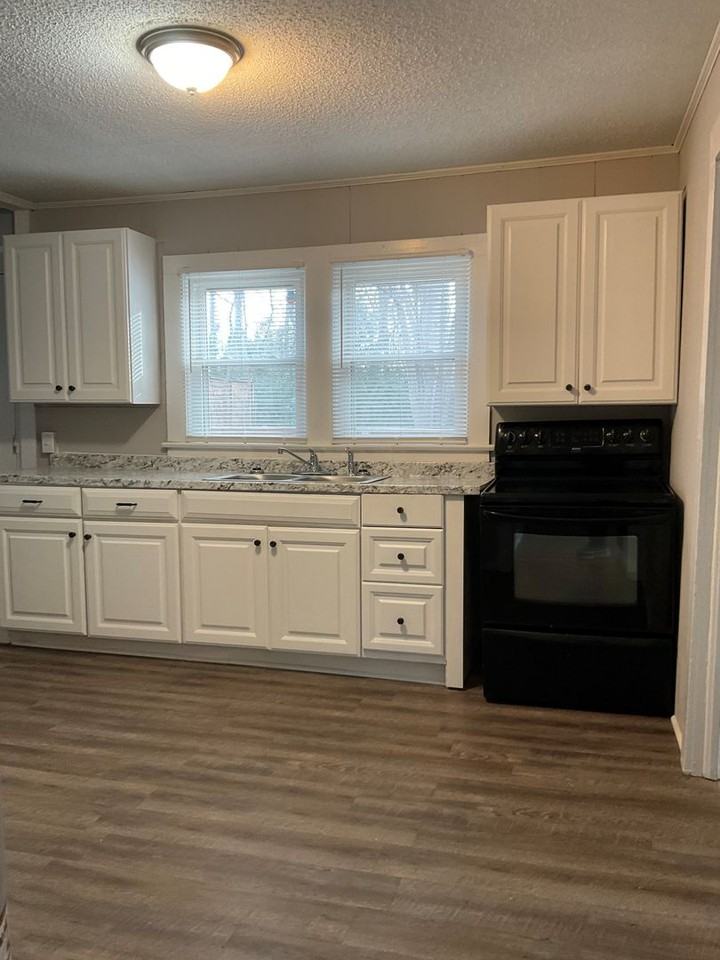 9 Rhyne Pl - Photo 3 of 8