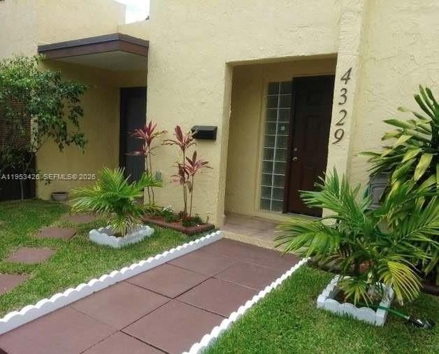 4329 Nw 3rd Ave - Photo 2 of 21